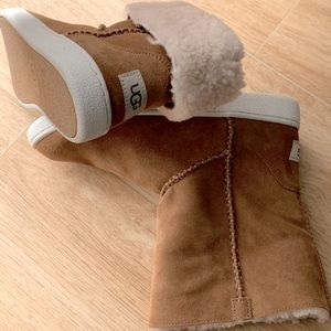 UGG Mika Classic Chestnut Sneaker